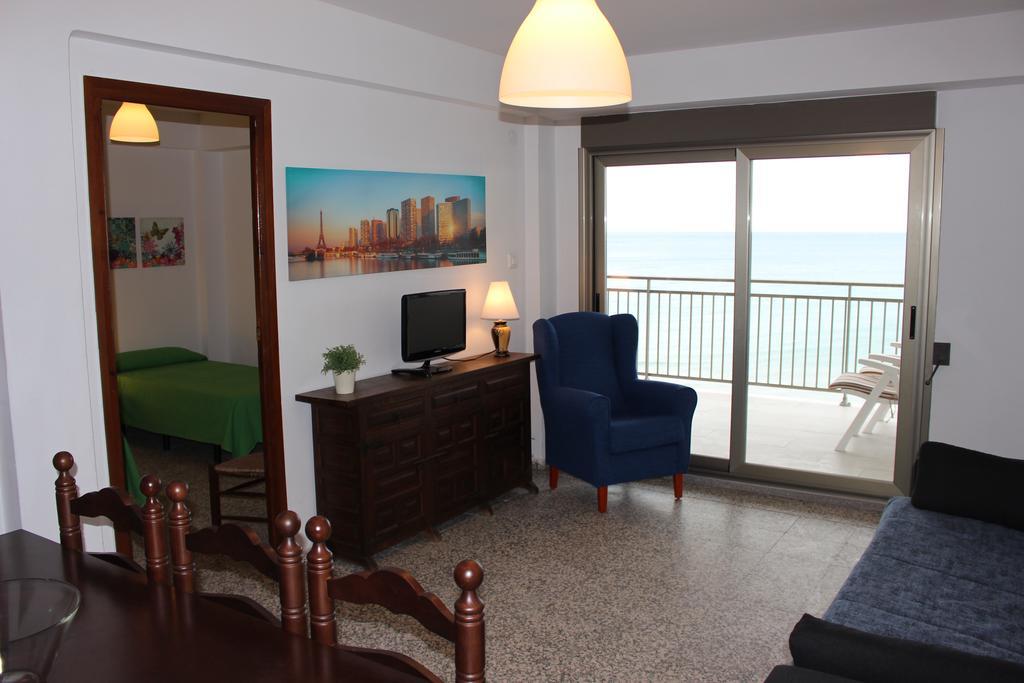 Apartment Nuria Белрегуарт Екстериор снимка